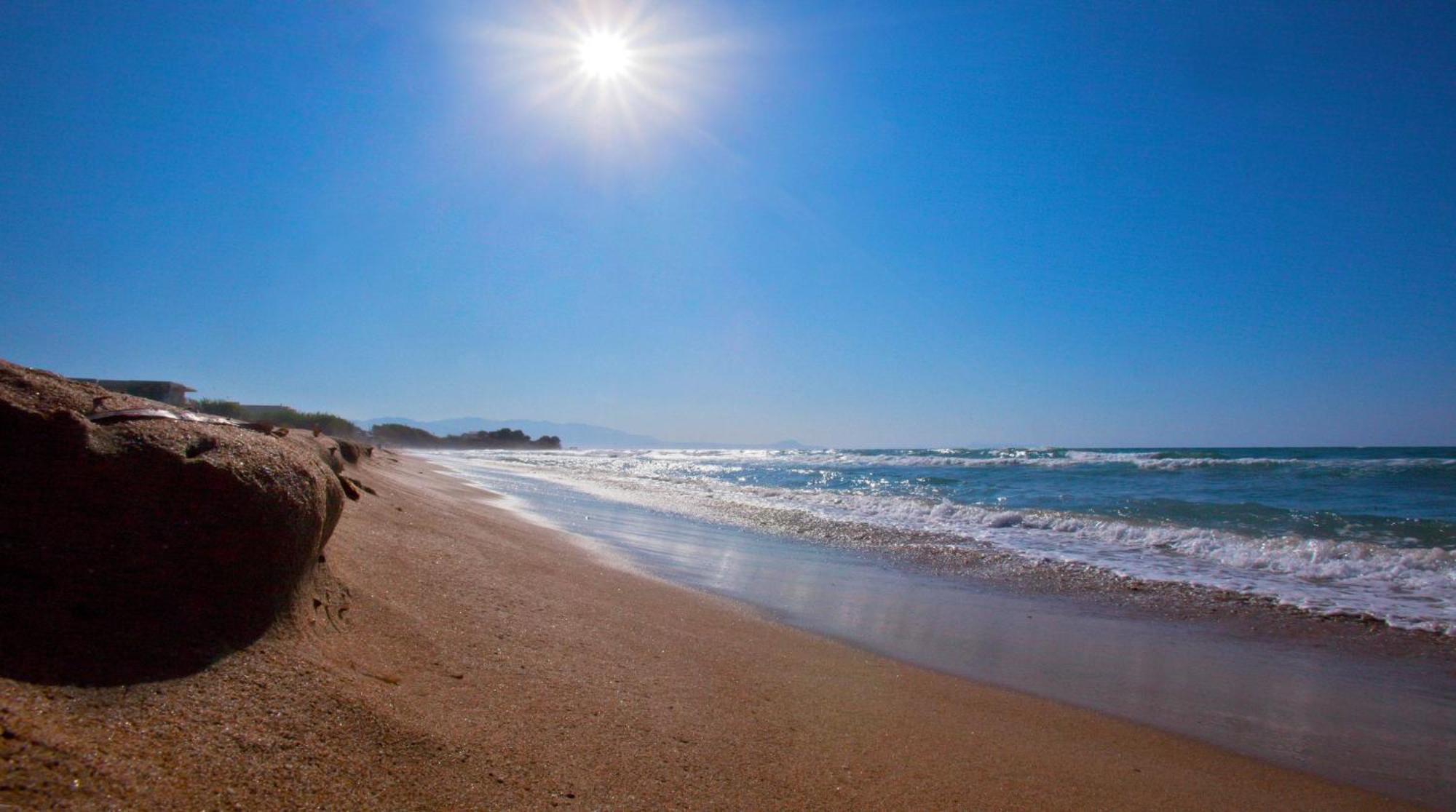 Dedalos Beach Hotel Sfáka Dış mekan fotoğraf
