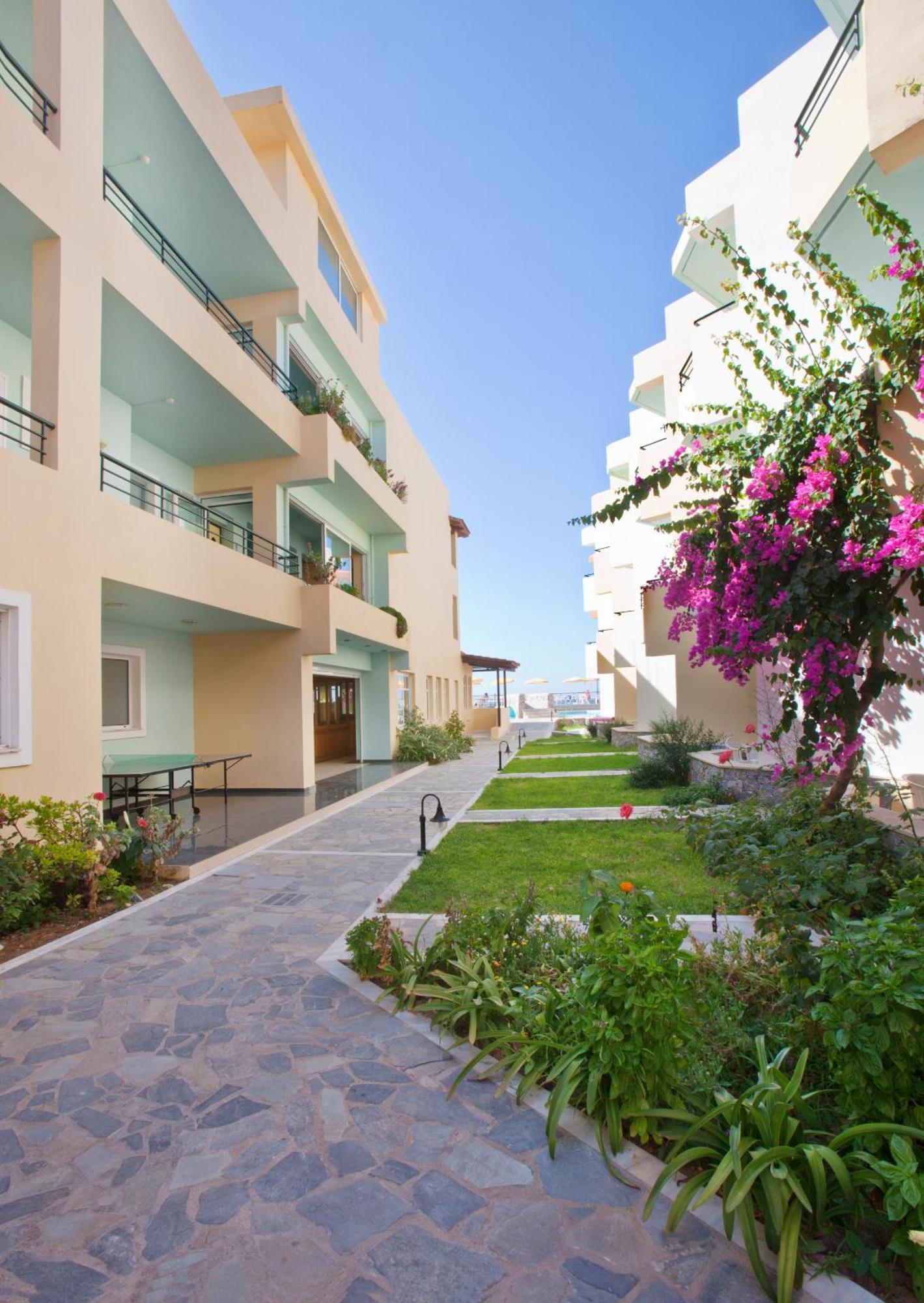 Dedalos Beach Hotel Sfáka Dış mekan fotoğraf